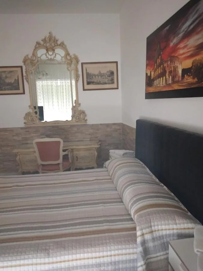 Dal Pontefice Bed and Breakfast Rome Bed & Breakfast